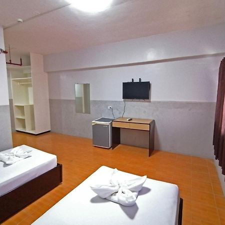 Dona Mercedes Cebu Bagian luar foto